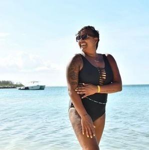 Meet your Posher, Candace